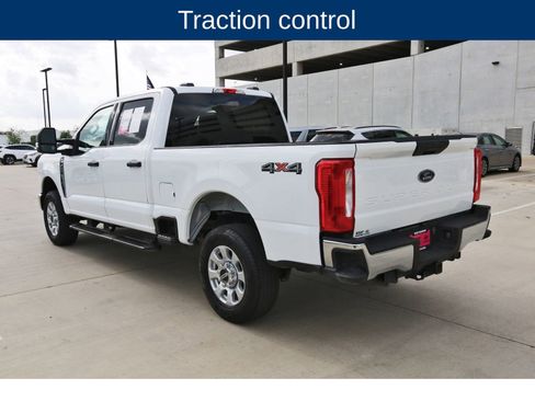 Used 2024 Ford F250 XLT image 6