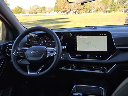 New 2026 Chevrolet Equinox LT image 27