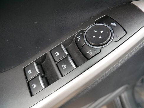 Certified 2022 Ford Explorer XLT w/ Equipment Group 202A image 10