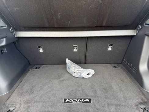 Used 2023 Hyundai Kona SEL w/ Convenience Package FWD image 16