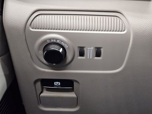 New 2026 Jeep Grand Wagoneer Summit w/ Rear Seat Video Group I image 18