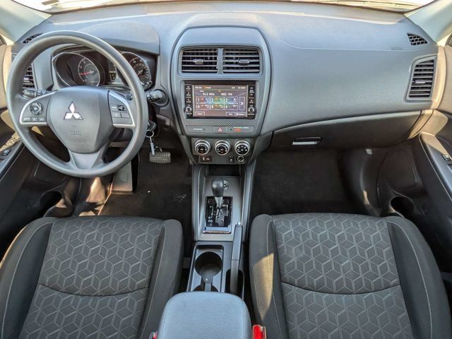 Used 2025 Mitsubishi Outlander Sport ES AWD/4WD image 17