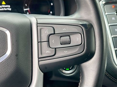 Used 2023 GMC Yukon SLT RWD image 20
