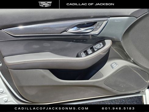 Used 2025 Cadillac CT5 V RWD image 15