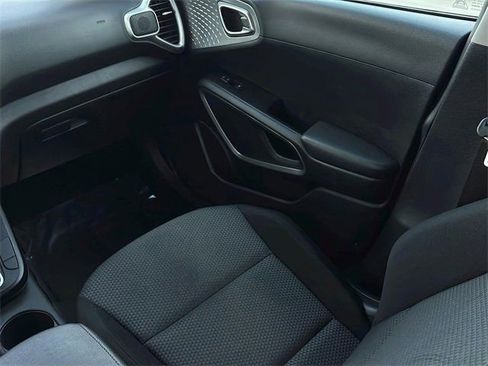Used 2023 Kia Soul LX w/ Option Group 015 image 14