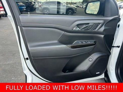 Used 2023 GMC Acadia AT4 w/ Technology Package image 12
