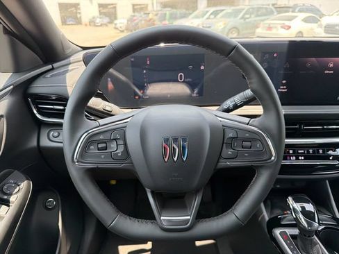 New 2026 Buick Envista Avenir FWD image 10