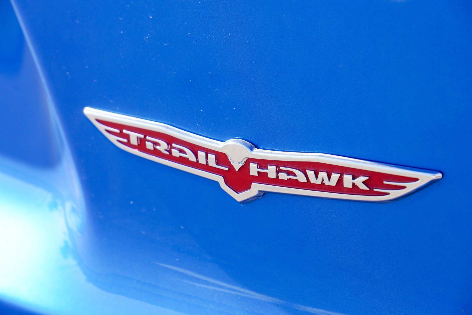 Used 2019 Jeep Cherokee Trailhawk AWD/4WD image 38