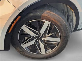 Used 2023 Kia Sorento EX w/ Panoramic Sunroof Package video 3