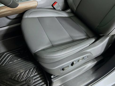 New 2026 Chevrolet Silverado 1500 LT Trail Boss w/ Convenience Package II AWD/4WD image 20