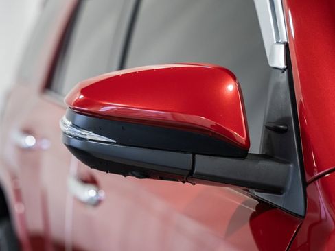 Used 2023 Toyota 4Runner Limited image 13