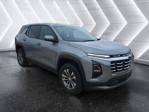 New 2026 Chevrolet Equinox LT w/ Safety and Technology Package FWD image 3