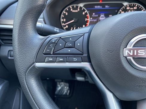 Certified 2024 Nissan Altima 2.5 SV image 17