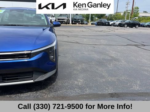 Certified 2025 Kia K4 GT-Line Turbo FWD image 21