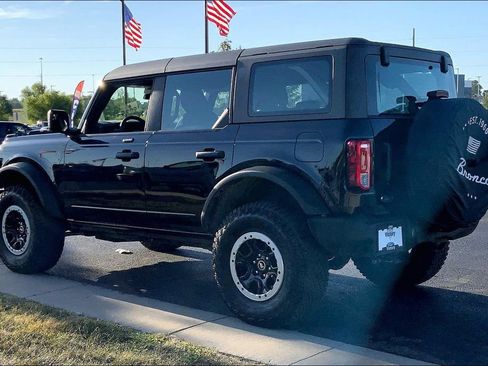 Used 2023 Ford Bronco 4-Door w/ Sasquatch Package AWD/4WD image 2