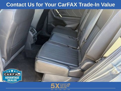 Used 2024 Volkswagen Tiguan SE image 30