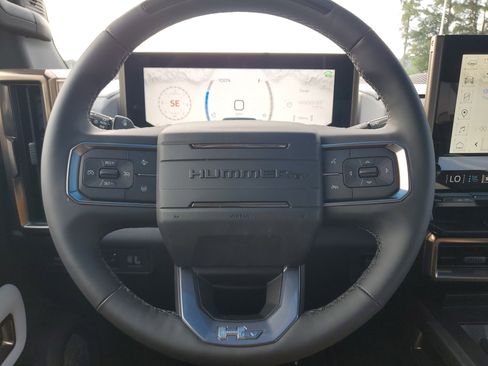 New 2025 GMC Hummer EV 2X image 21