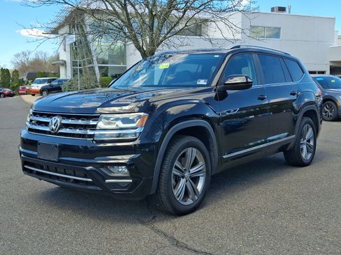 Used 2019 Volkswagen Atlas SEL R-Line image 3