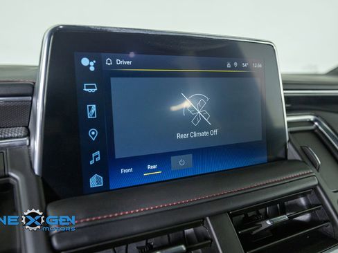 Used 2024 Chevrolet Suburban RST w/ Luxury Package AWD/4WD image 20