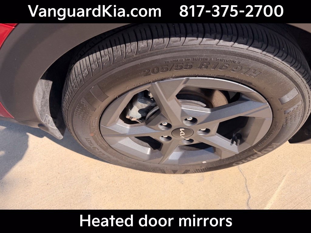 Certified 2025 Kia K4 FWD image 10