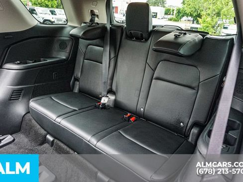 Used 2025 Nissan Pathfinder Platinum w/ Cargo Package AWD/4WD image 21
