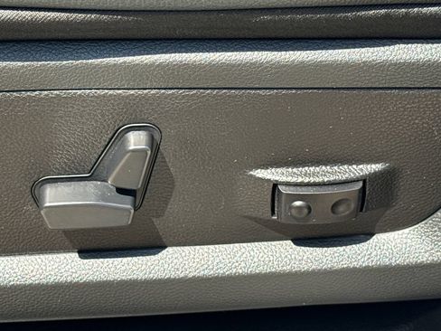 Used 2024 RAM 2500 Laramie AWD/4WD image 20