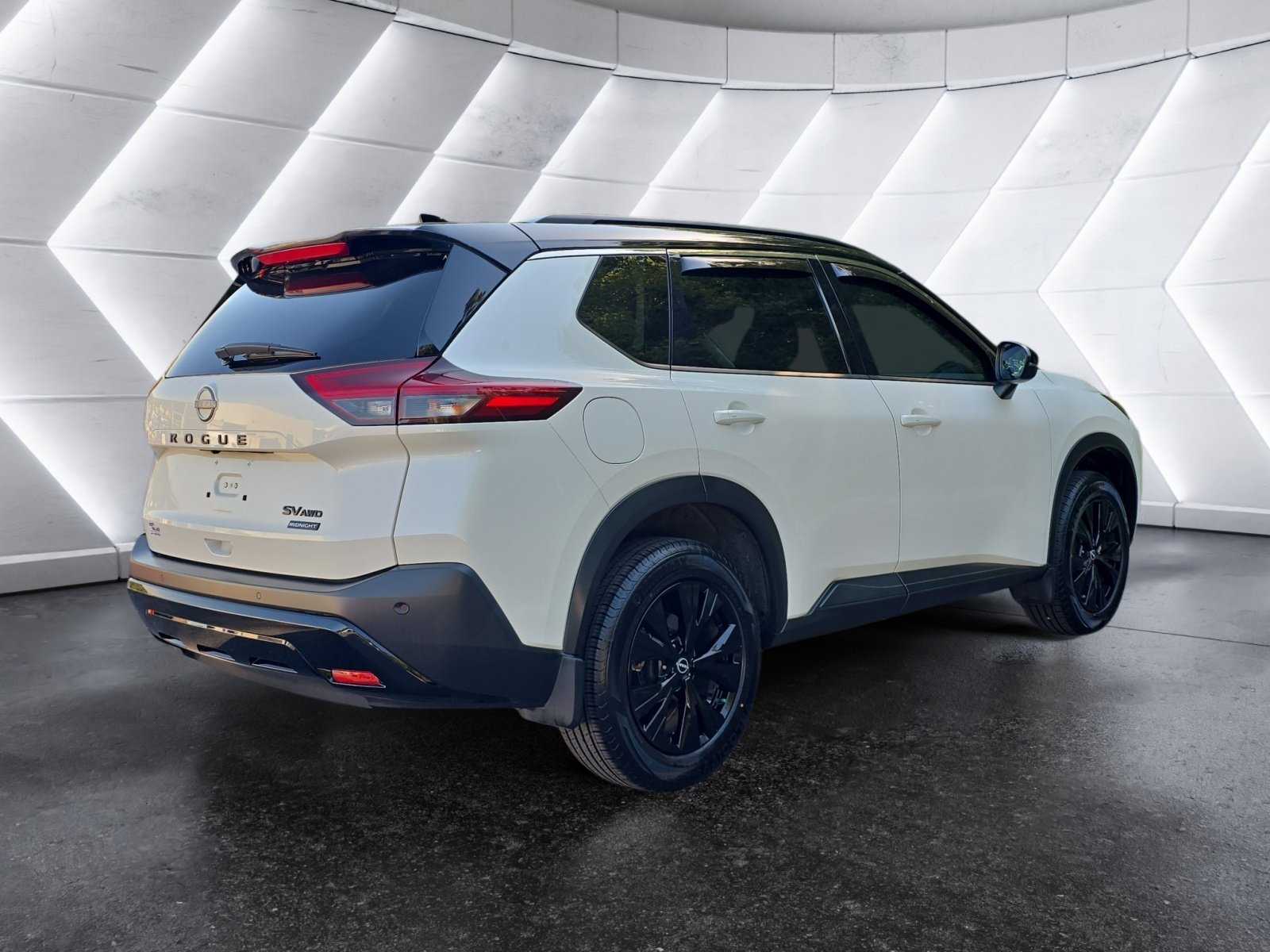 Used 2023 Nissan Rogue SV w/ SV Premium Package AWD/4WD image 5