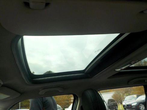 Used 2017 MINI Cooper Clubman image 13