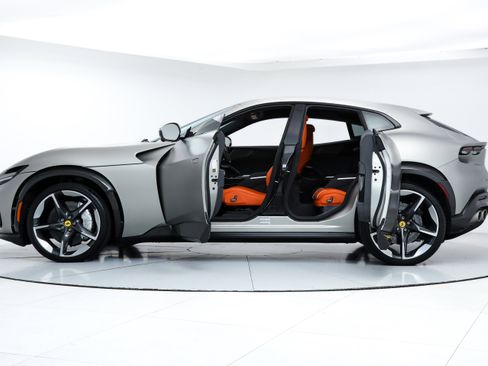 Certified 2024 Ferrari Purosangue image 31