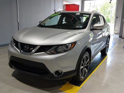 Used 2018 Nissan Rogue Sport SL w/ SL Premium Package AWD/4WD image 18