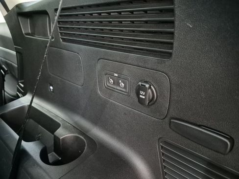 Used 2025 Kia Sorento SX AWD/4WD image 33