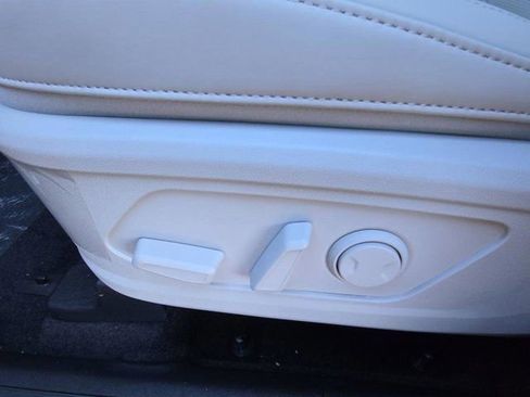 New 2026 Kia Sorento EX image 31