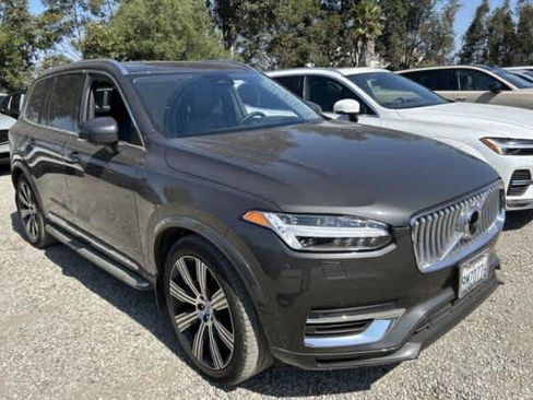 Used 2024 Volvo XC90 T8 Ultimate AWD/4WD image 8