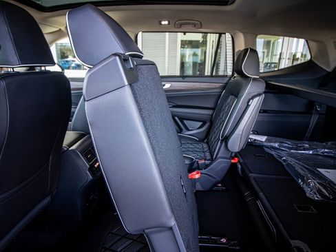 New 2026 Volkswagen Atlas SEL Premium R-Line image 49