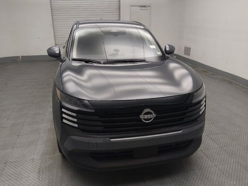 Used 2025 Nissan Kicks SV FWD image 14