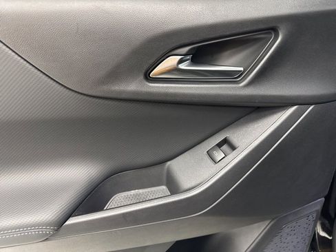 New 2026 Chevrolet Equinox LT w/ Convenience Package II image 26