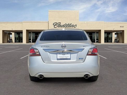 Used 2014 Nissan Altima 2.5 SL w/ Technology Package FWD image 6