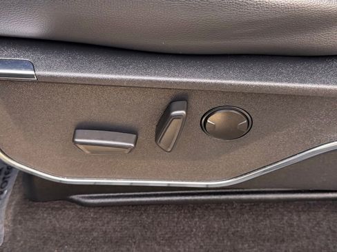 Certified 2022 Ford F150 Lariat image 17