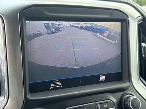 Used 2021 Chevrolet Silverado 1500 LT RWD image 36