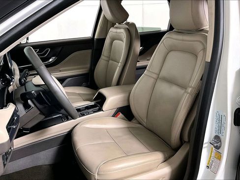 Used 2022 Lincoln Corsair FWD w/ Equipment Group 101A image 25