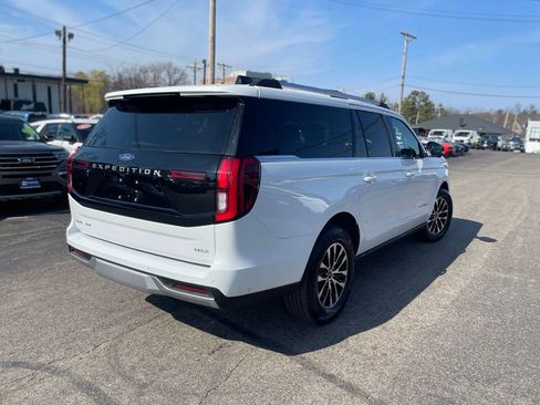 Certified 2025 Ford Expedition Max Platinum AWD/4WD image 7