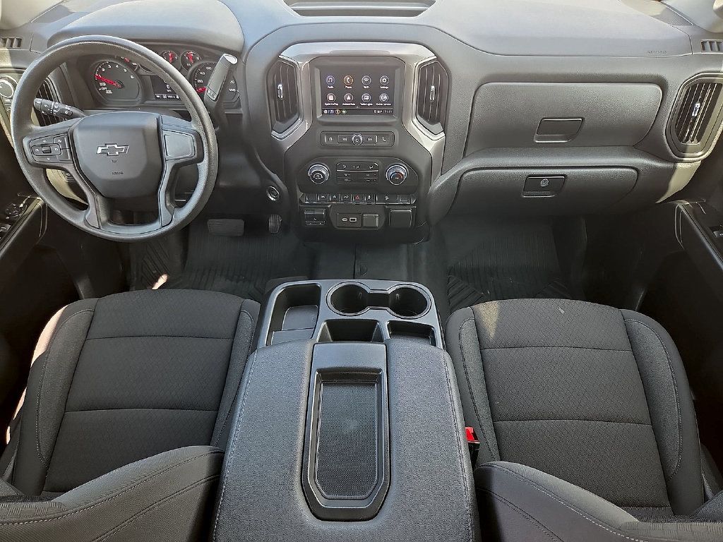 Used 2025 Chevrolet Silverado 1500 Custom Trail Boss AWD/4WD image 14