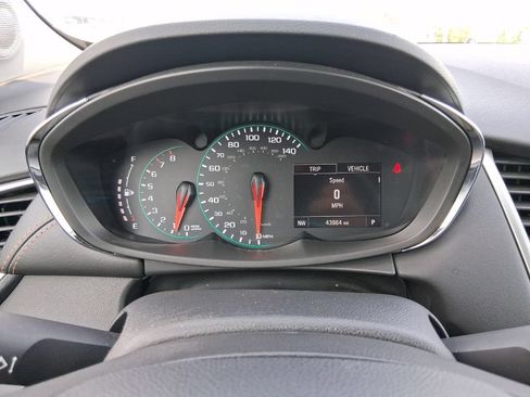 Used 2022 Chevrolet Trax LS w/ Tint and Cruise Package AWD/4WD image 29