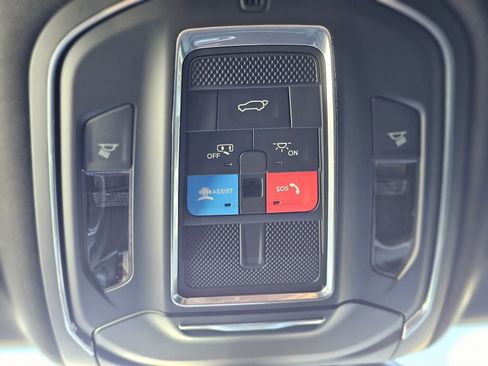 New 2026 Jeep Grand Cherokee L Limited AWD/4WD image 18