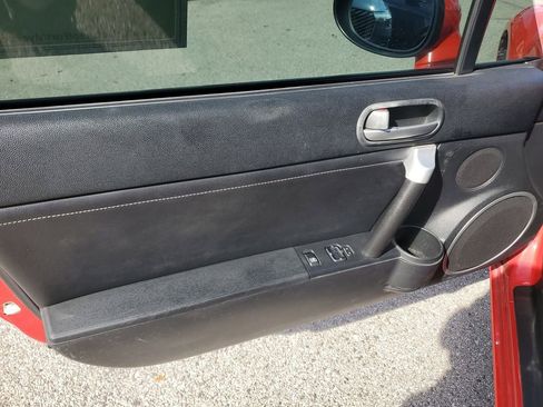 Used 2006 MAZDA MX-5 Miata Grand Touring image 16