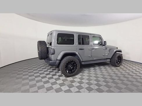 Used 2020 Jeep Wrangler Unlimited Sahara AWD/4WD image 36