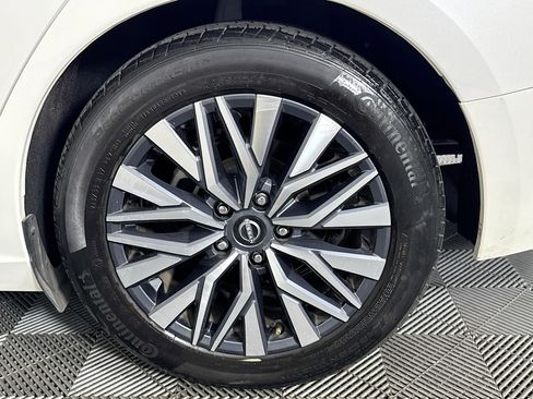 Used 2024 Nissan Altima 2.5 SV image 36