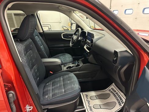 Used 2024 Ford Bronco Sport Heritage w/ Heritage Convenience Package image 30