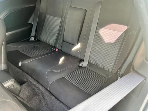 Used 2017 Dodge Challenger SXT image 18