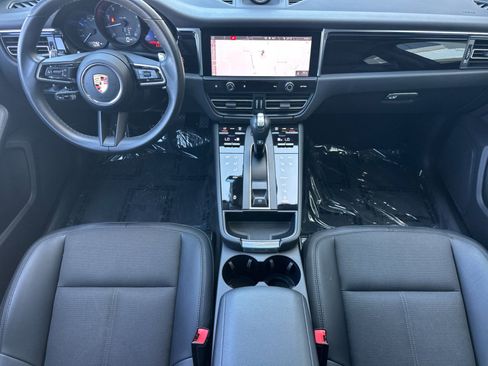 Used 2023 Porsche Macan AWD/4WD image 6